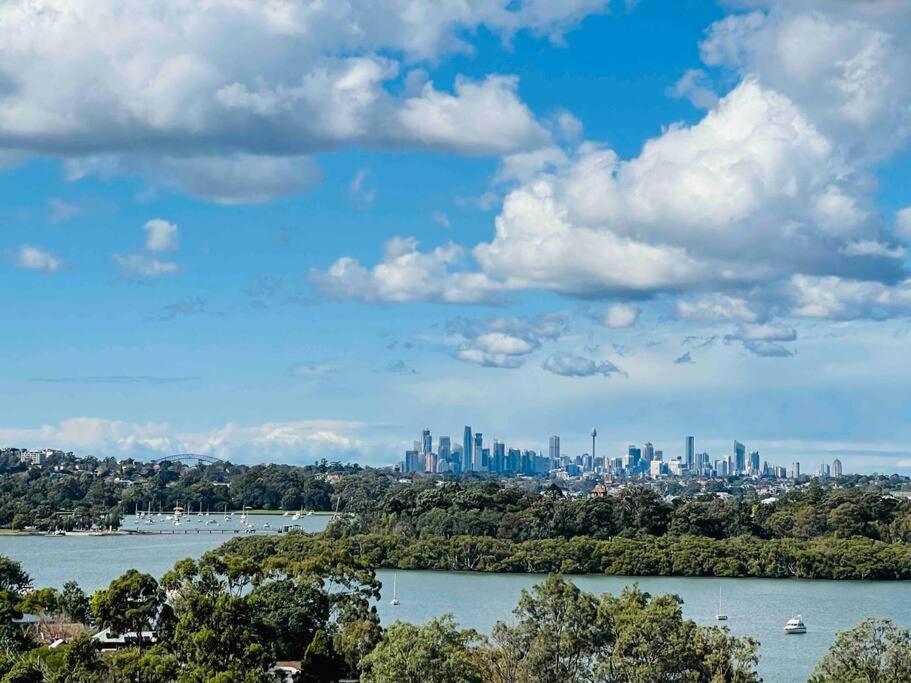 Stunning View 2bed 2bath *