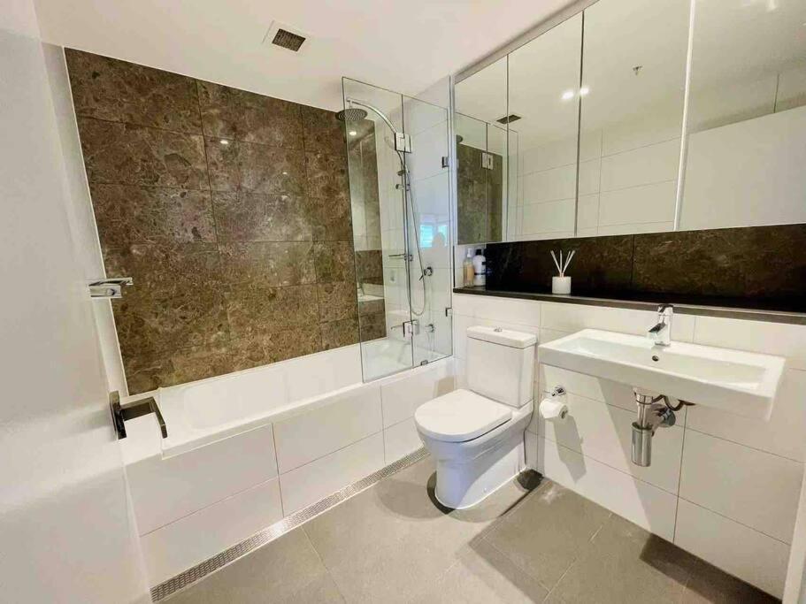 Stunning View 2bed 2bath