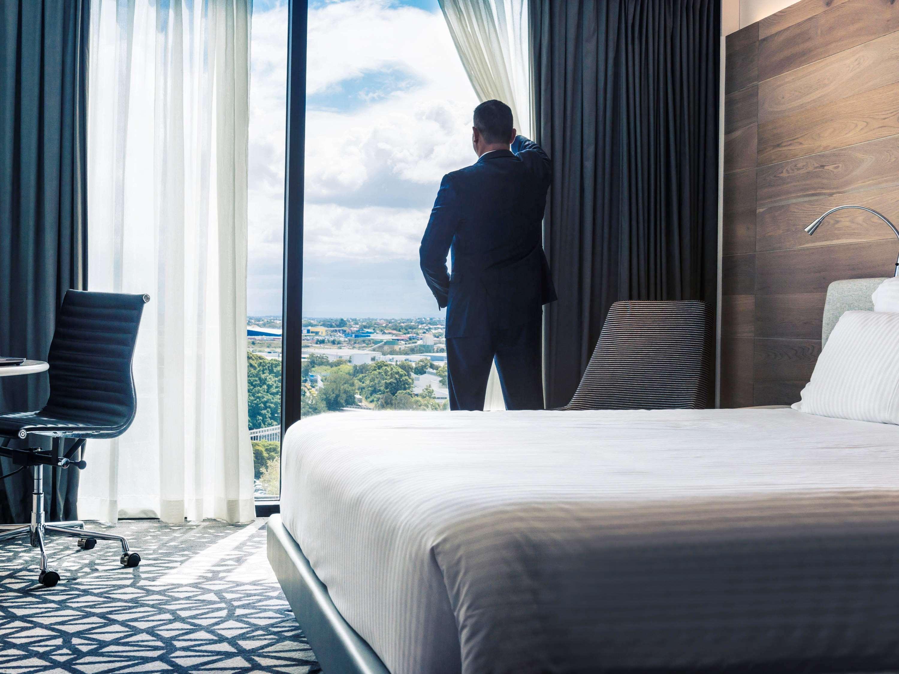 Pullman Airport Hotel