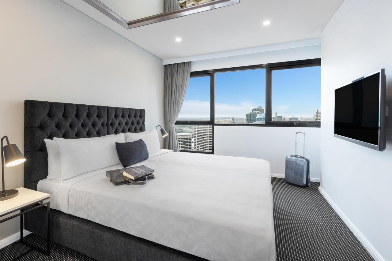 Meriton Kent Street, Hotel