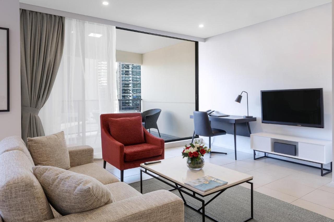 Hotel Meriton Kent Street,