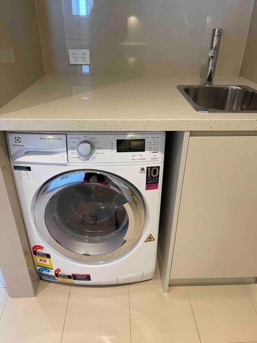 Panoramic View 3bed2bath Wi-fi Parking Sydney
