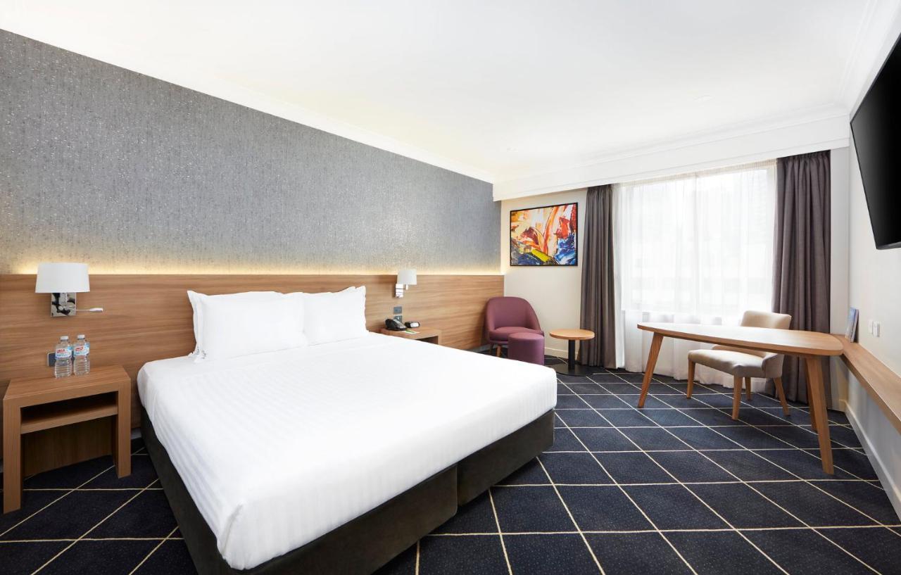 Hotel Furama Darling Harbour Sydney