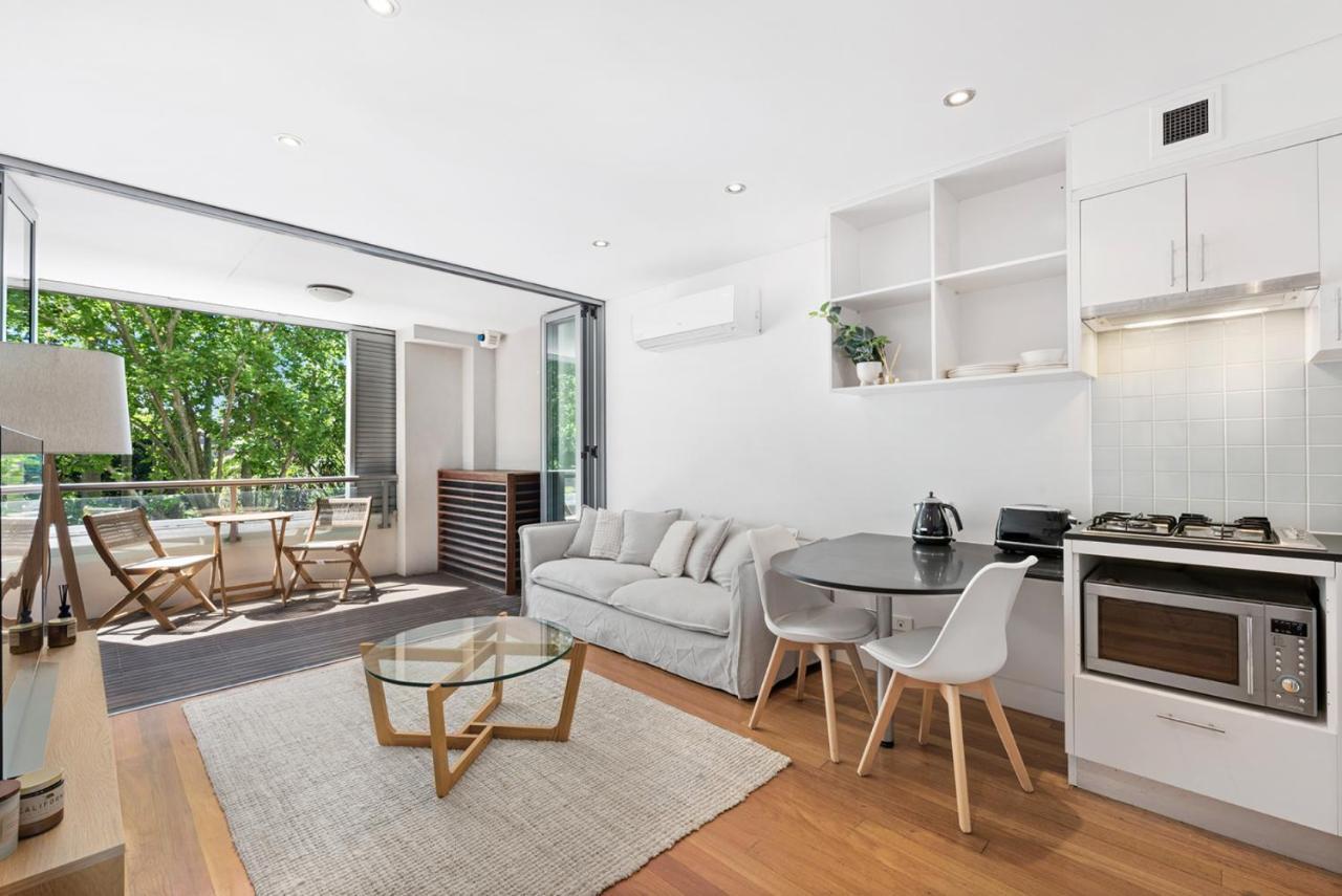 Macl119p - Potts Point Pizzazz Apartment