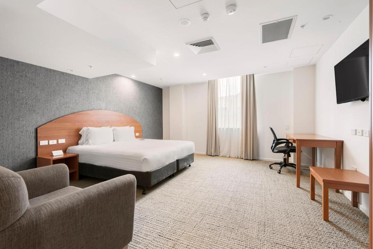 Furama Darling Harbour Hotel Sydney