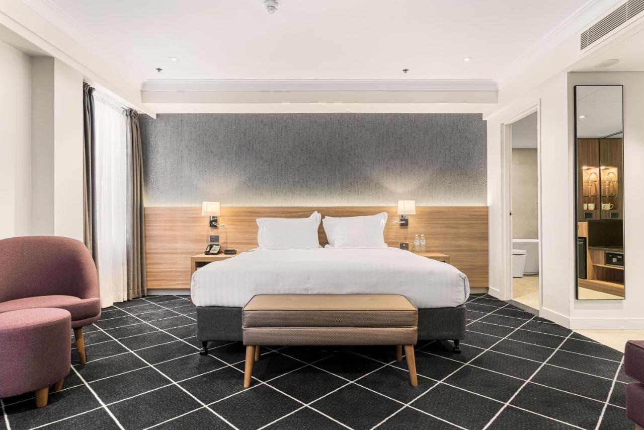 Furama Darling Harbour Hotel