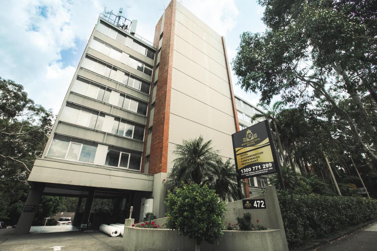 Royal Pacific Hotel 4*