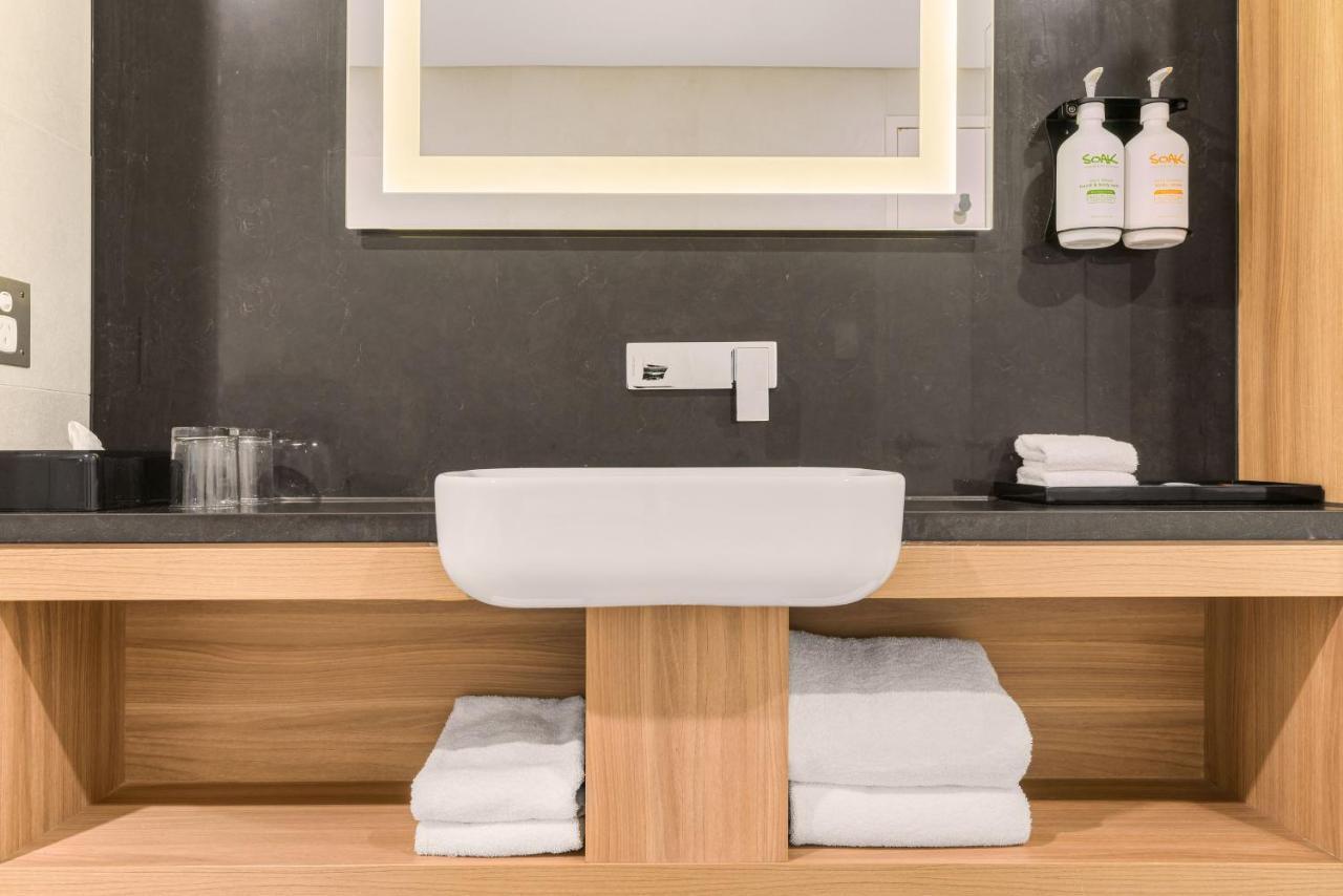 Furama Darling Harbour Hotel