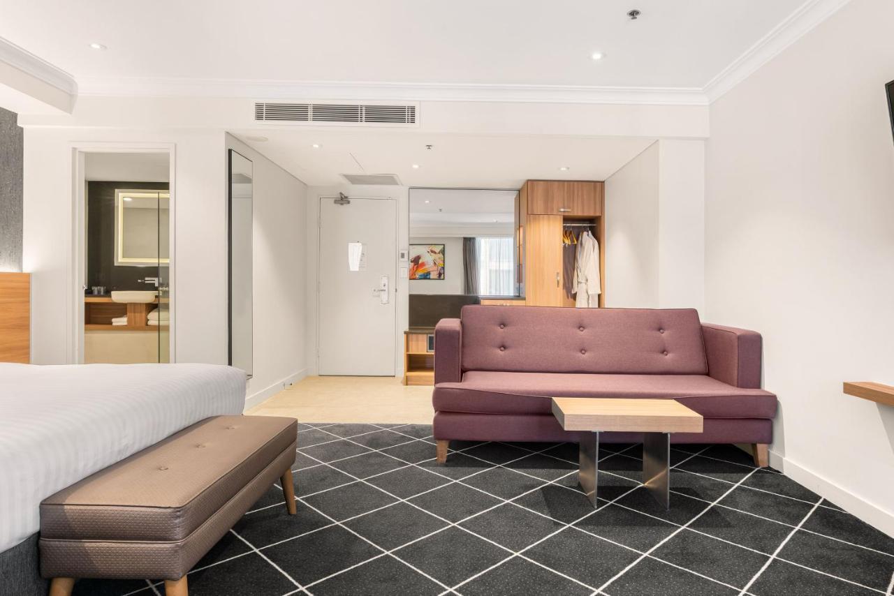 Furama Darling Harbour 4*