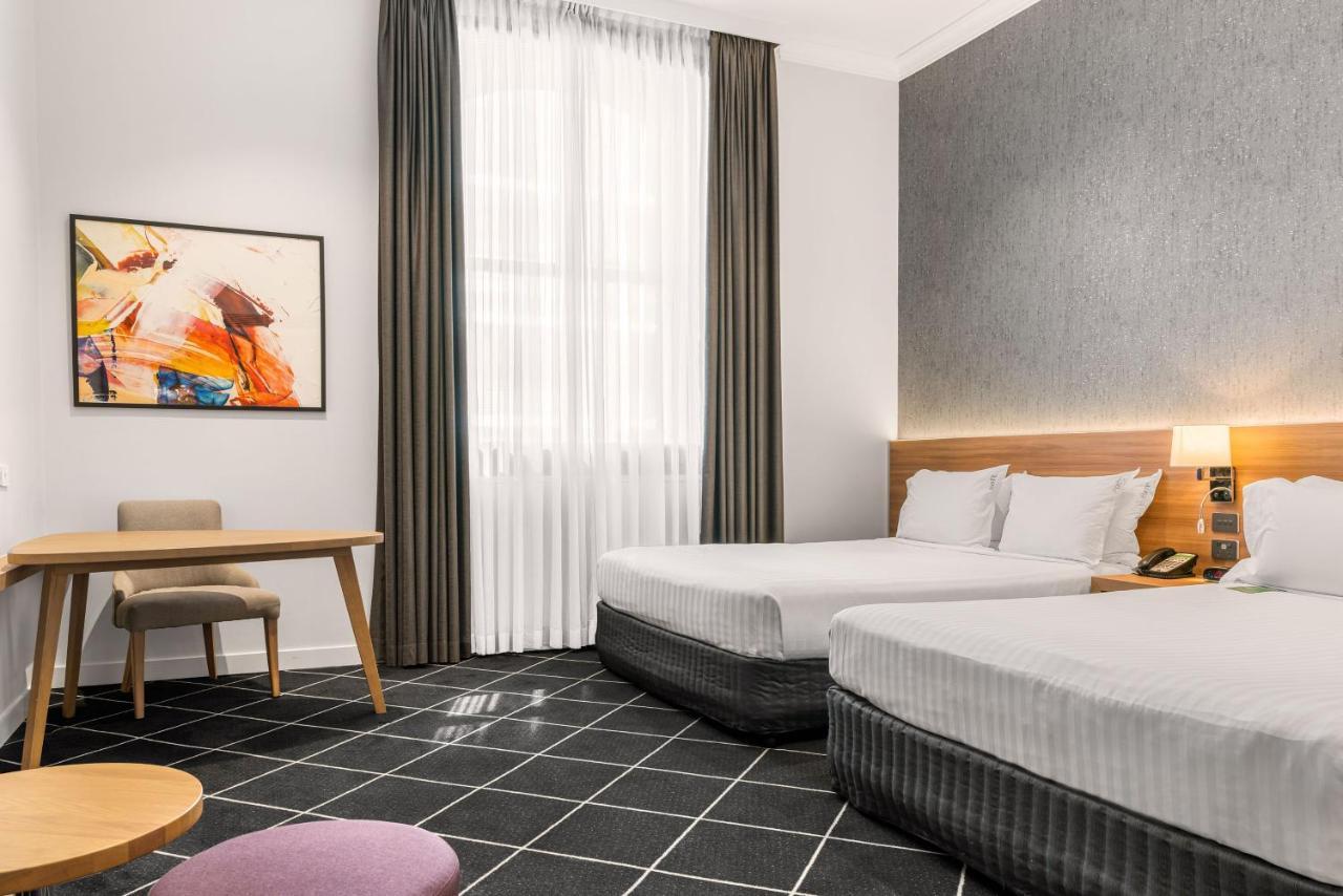 Furama Darling Harbour Hotel