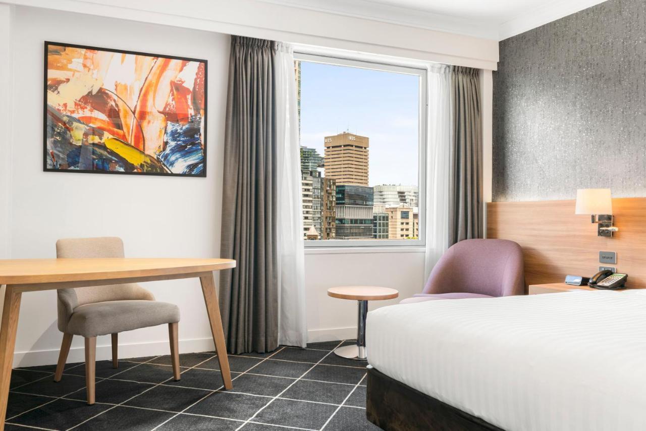 Furama Darling Harbour