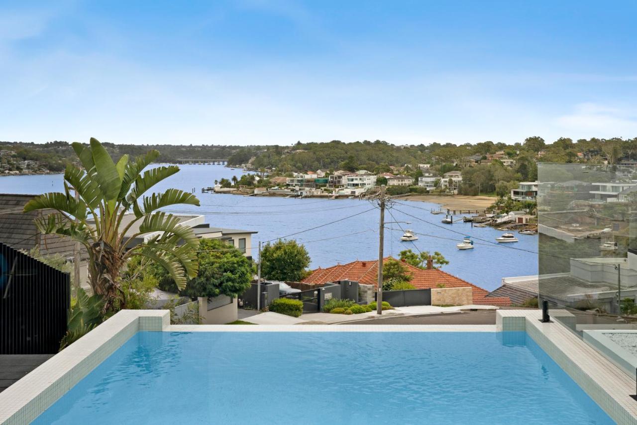 Luxury Waterside Sanctuary Holiday home *