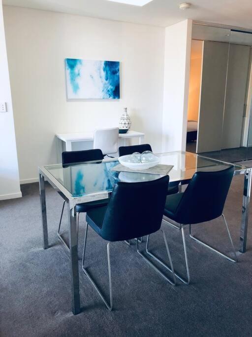 Apartment Stunning In Neutral Bay Gro17401