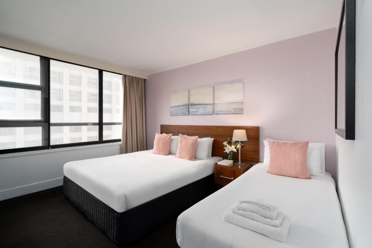 Park Regis Centre 3*