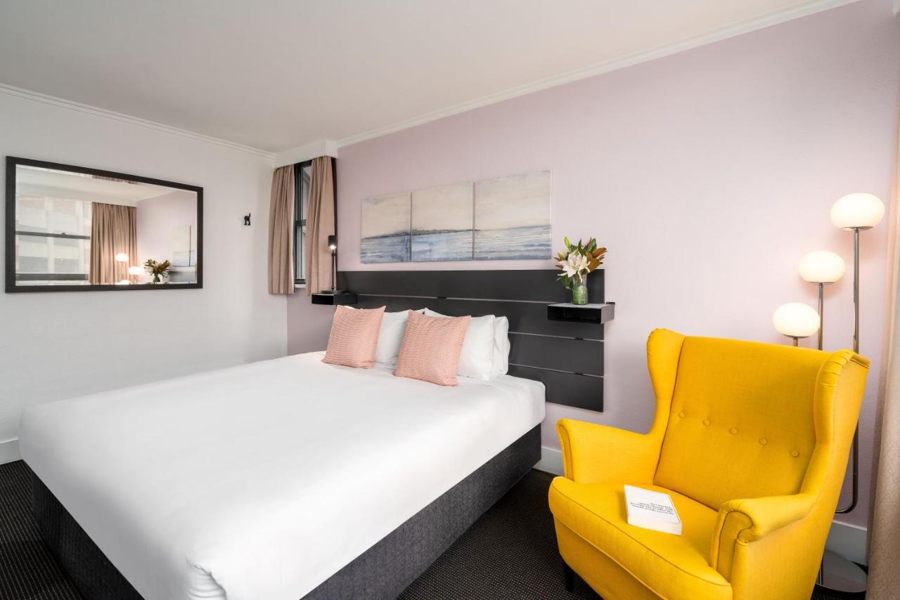 Park Regis Centre Hotel 3*