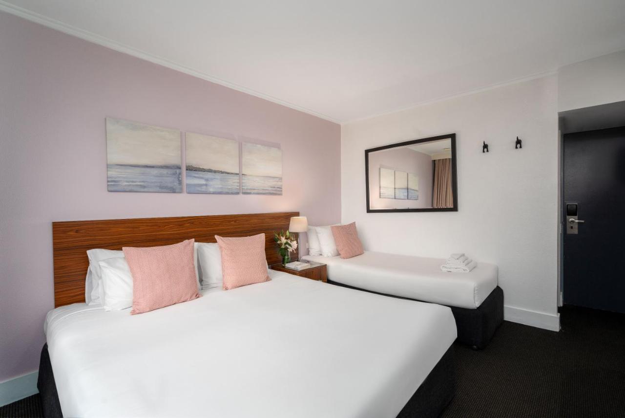 Park Regis Centre Hotel 3*