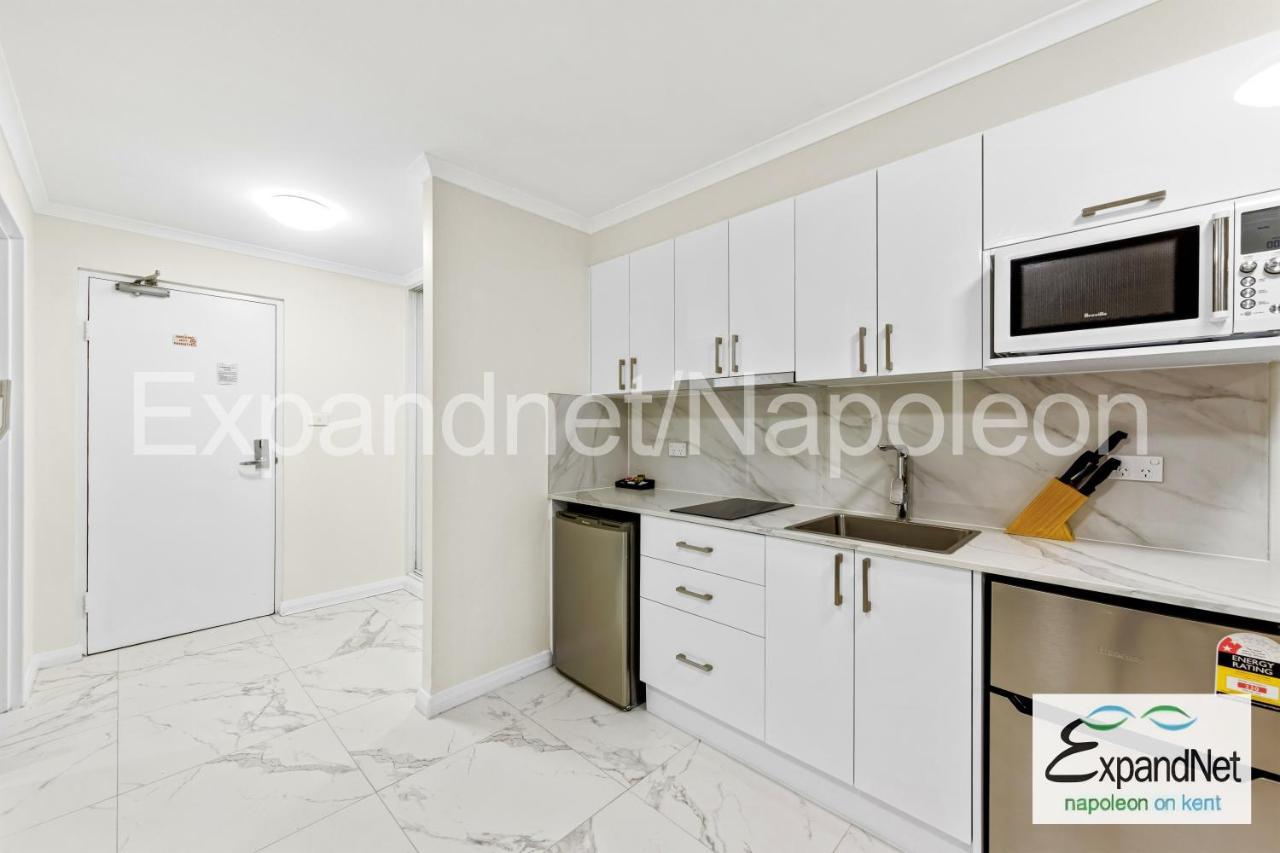 Napoleon On Kent 4*