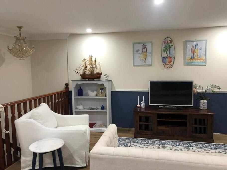 Amazing Views - 3 Bed Malabar Holiday home *