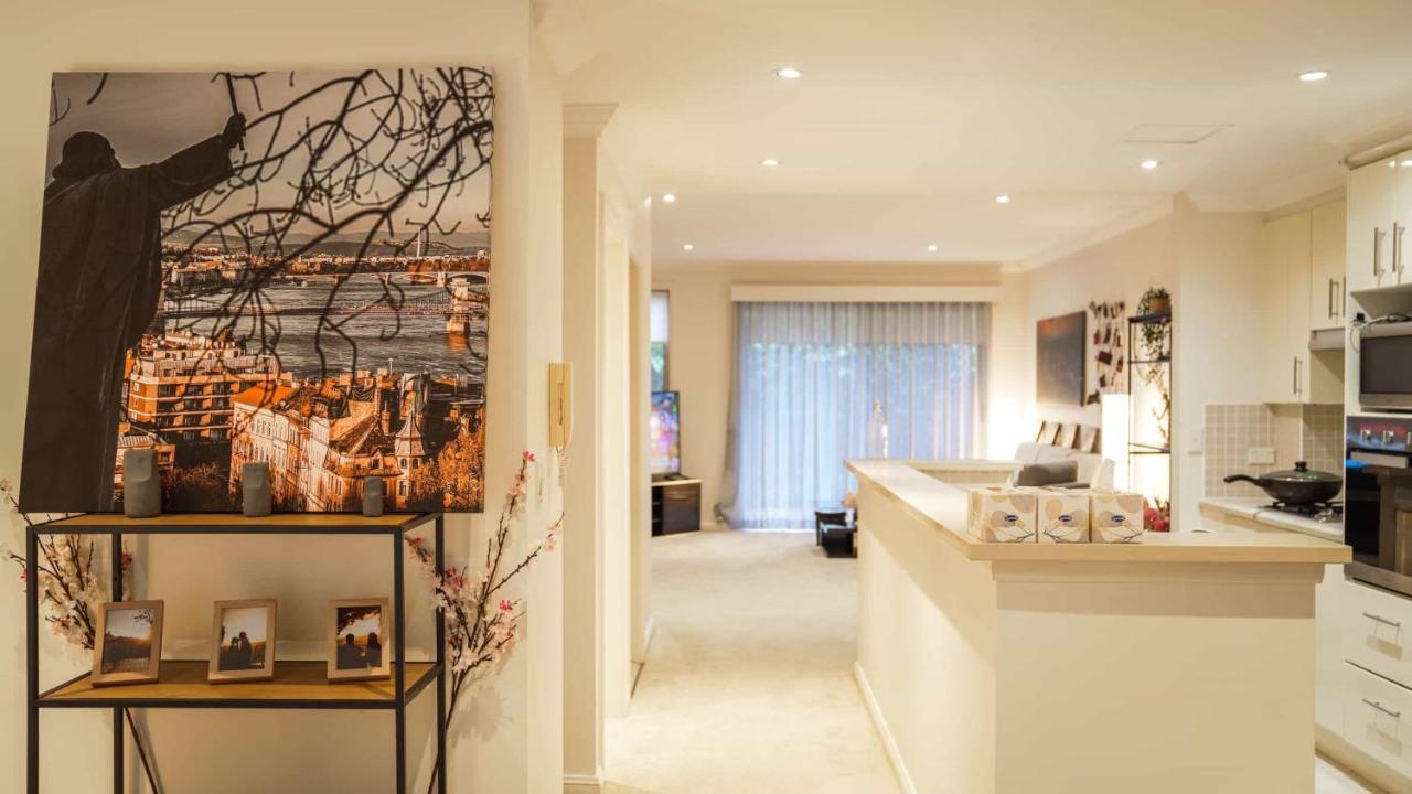 Modern 3bd Townhouse In Marsfield *