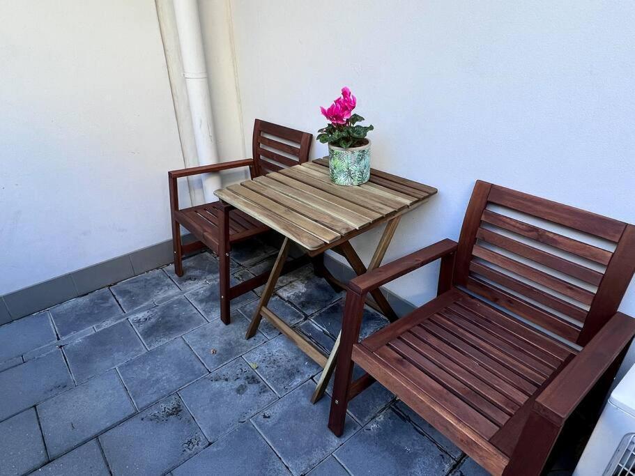 Spacious Terraced Style In Zetland Sydney