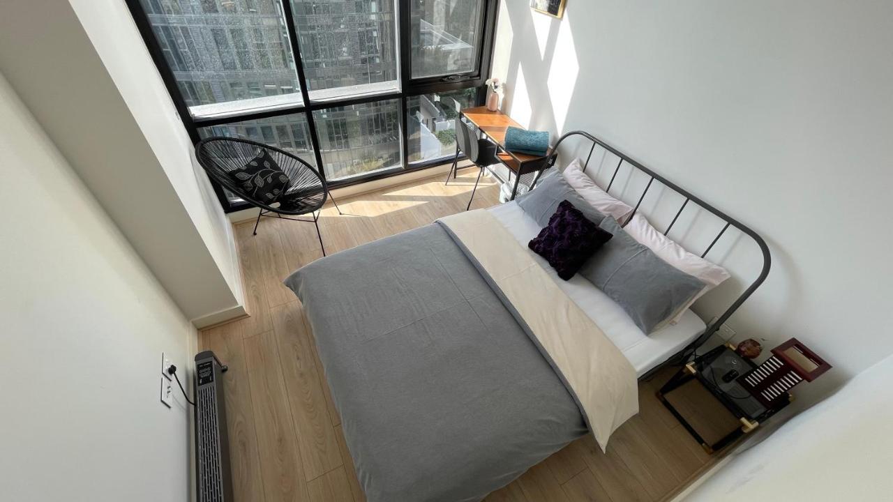Wentworth Point Oversized Balcony View Apartment Sydney