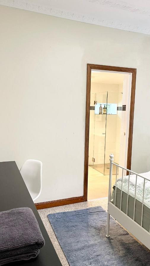 Homestay Private Bath Ensuite Eastwood/mq Uni Park