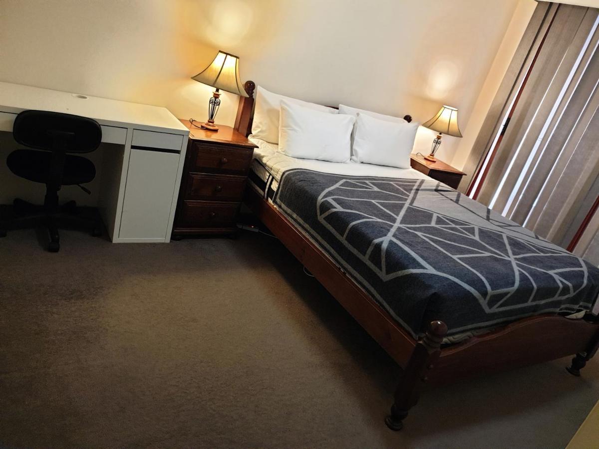 Beautiful In Pyrmont Apartment Sydney