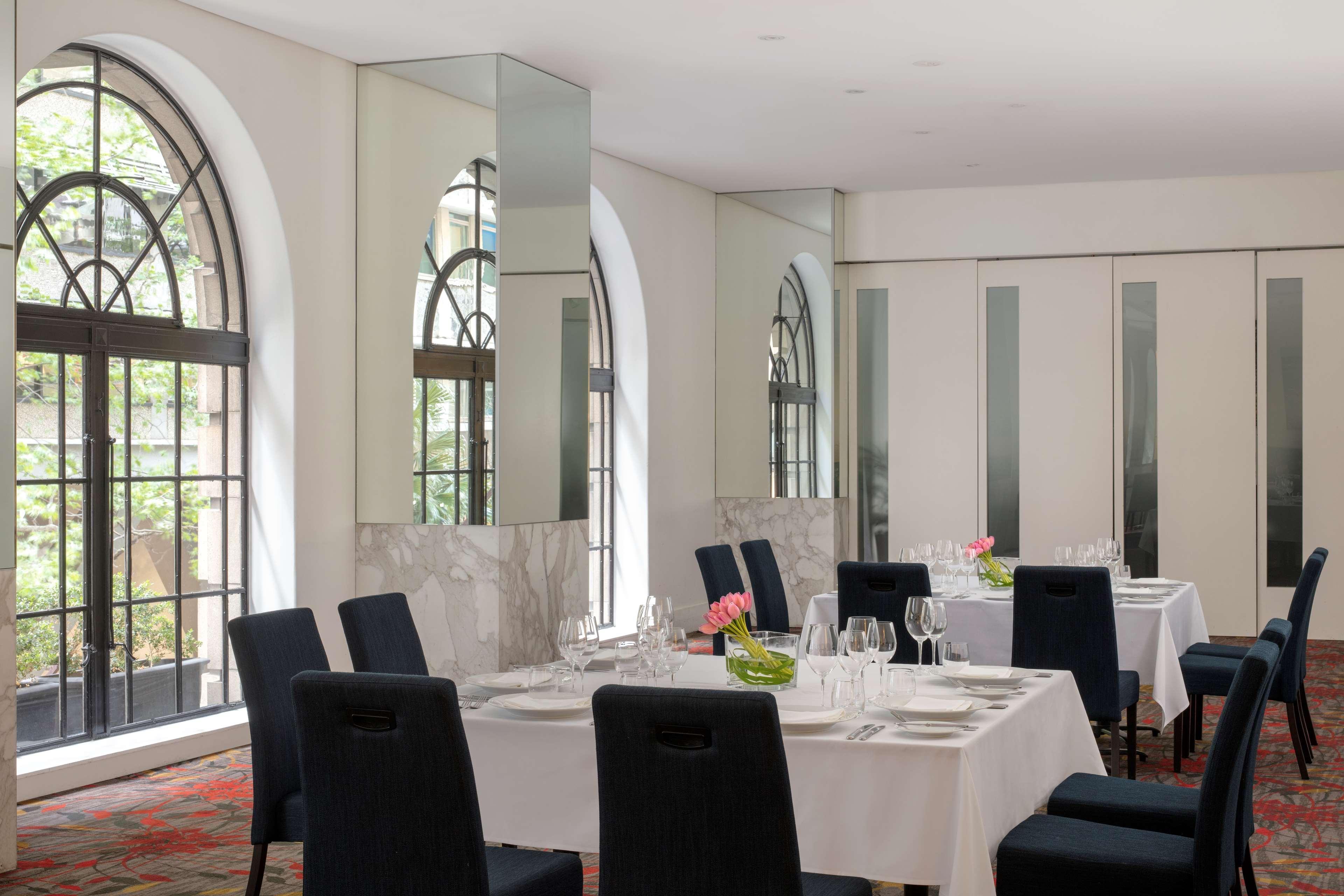 Hotel Radisson Blu Plaza 5*