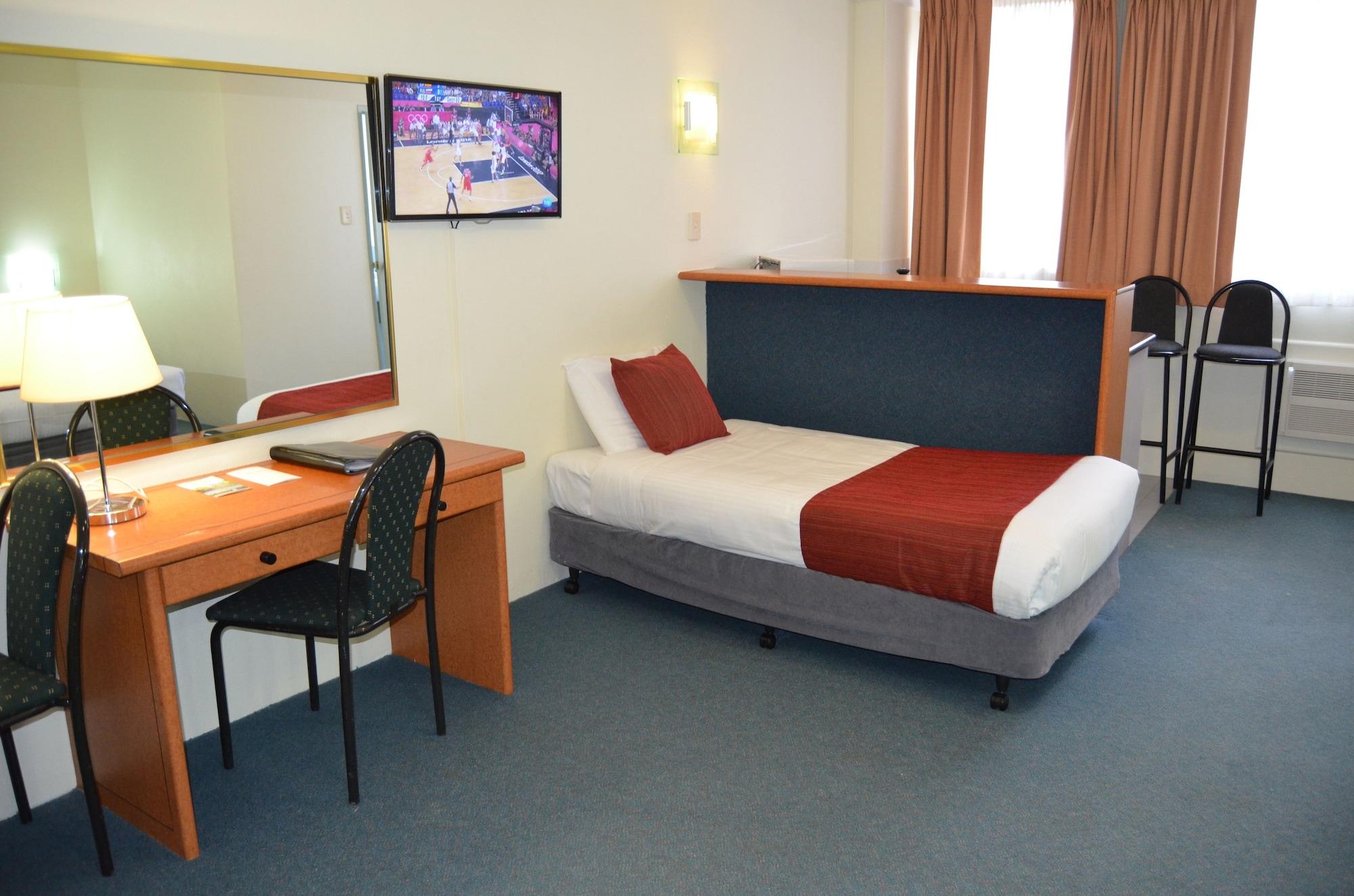 Devere 3*