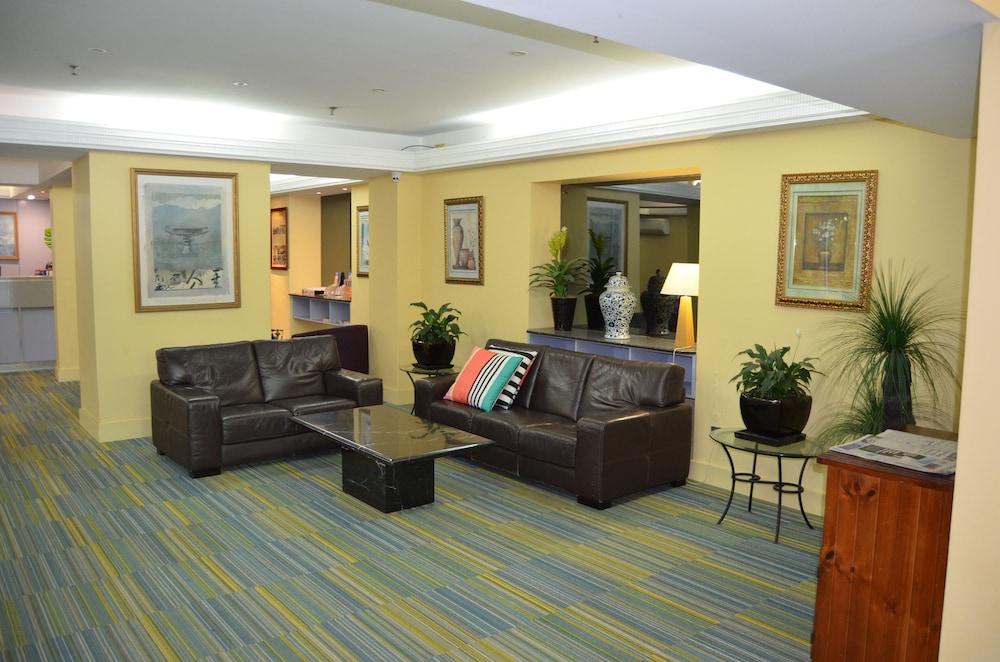 Hotel Devere 3*
