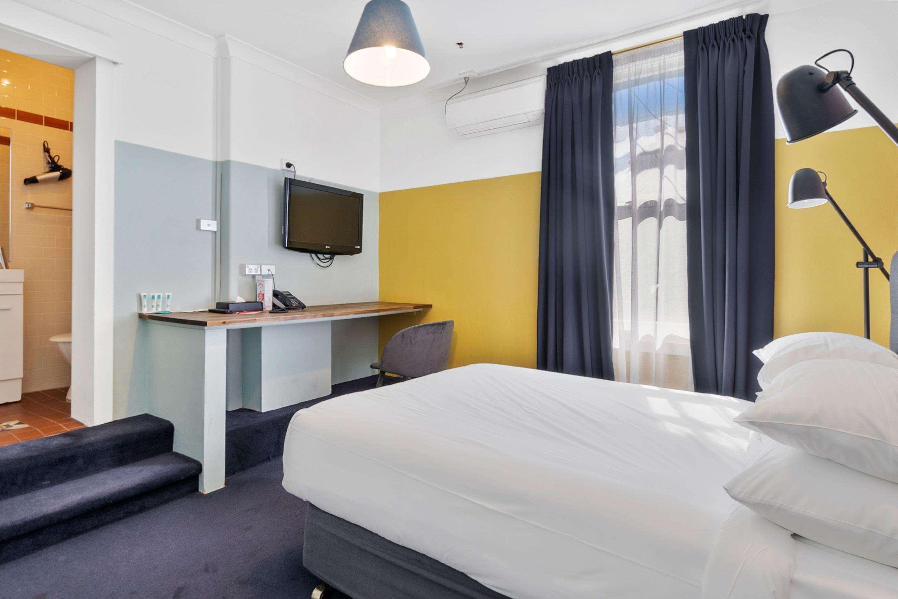 Harry, Ascend Collection 4* Sydney