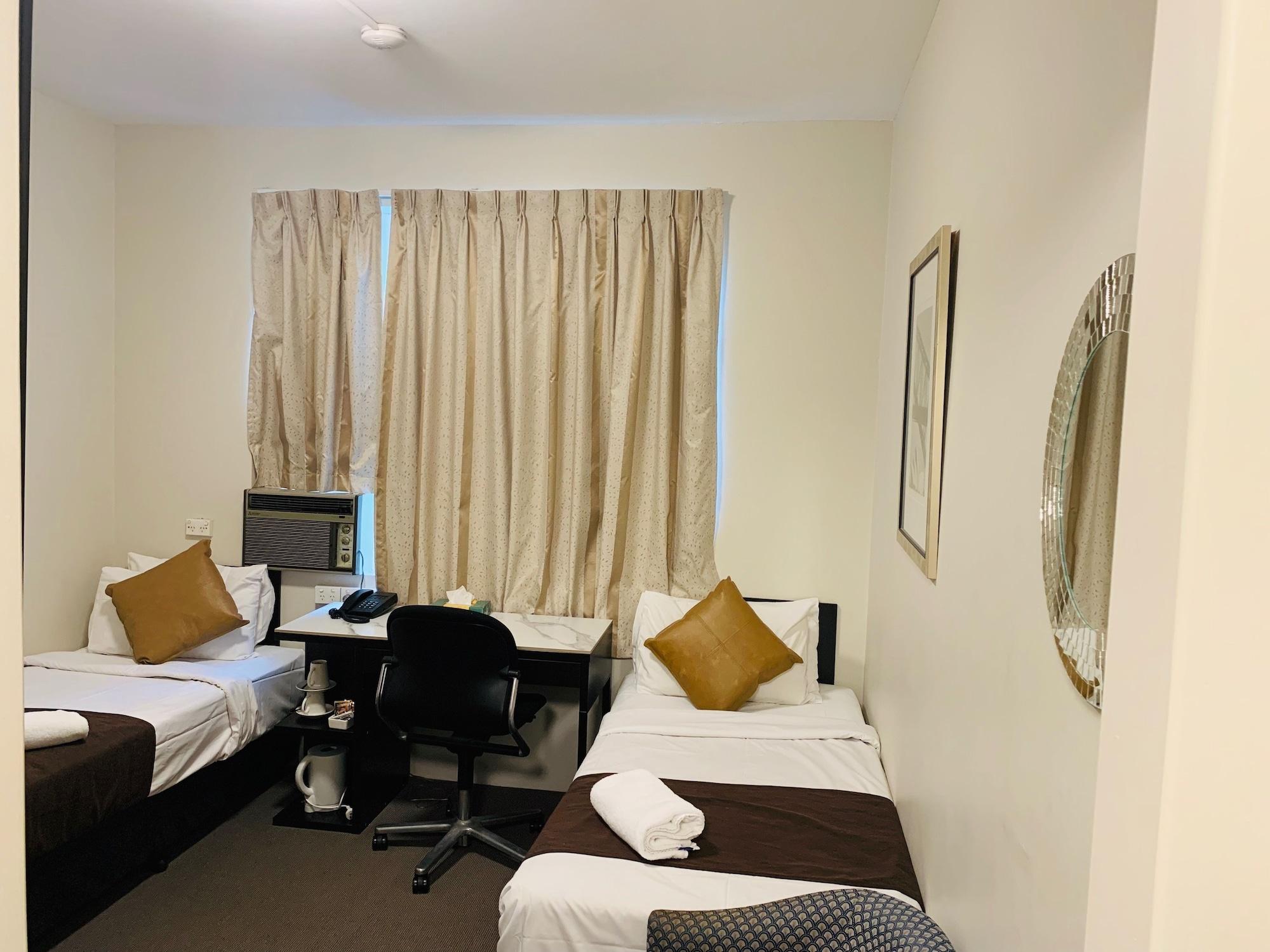 Greenwich 4*