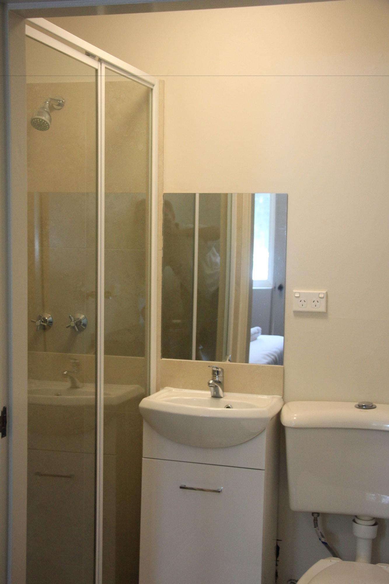 Greenwich Motel 4*