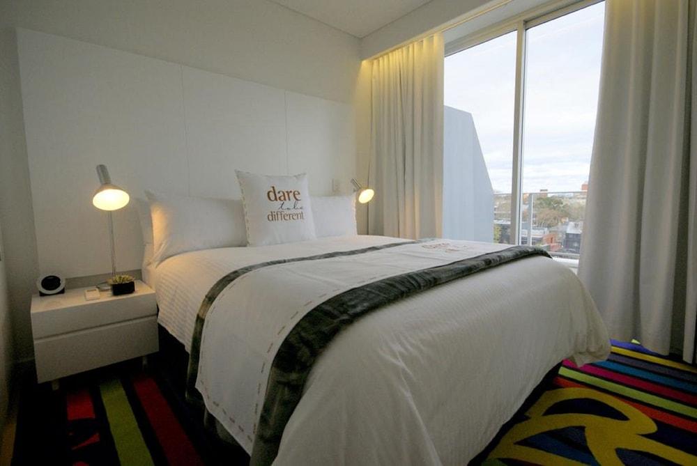 Aparthotel Adge And Residences