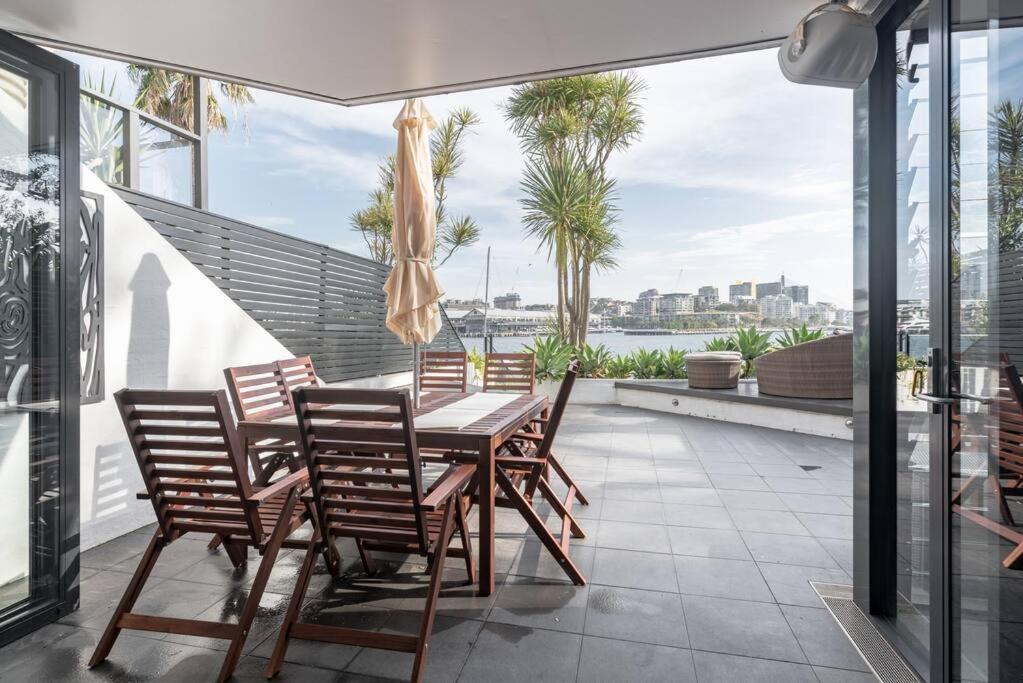 Harbourfront Oasis With Pool, Steps To Vivid And Iconic Sydney Views *