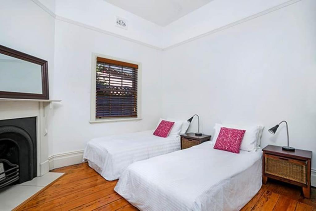 Fab05-charming Leafy 3br Home, Walk To Manly Holiday home