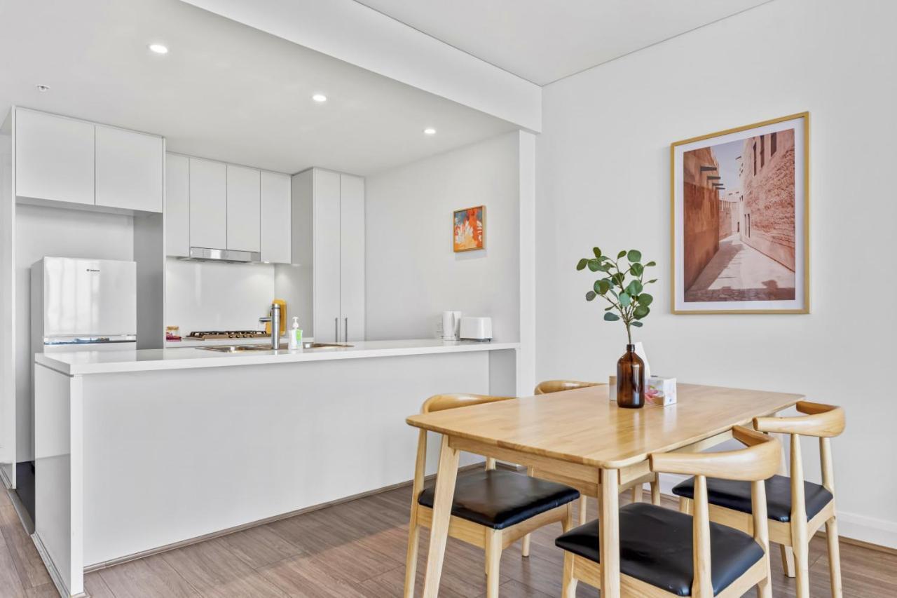 Lovely 2 Bedroom In Centre Of Olympic Park Apartment Sydney