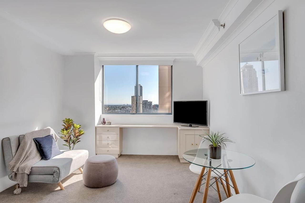 Apartment 23 Storeys Up - Functional Cbd Sanctuary