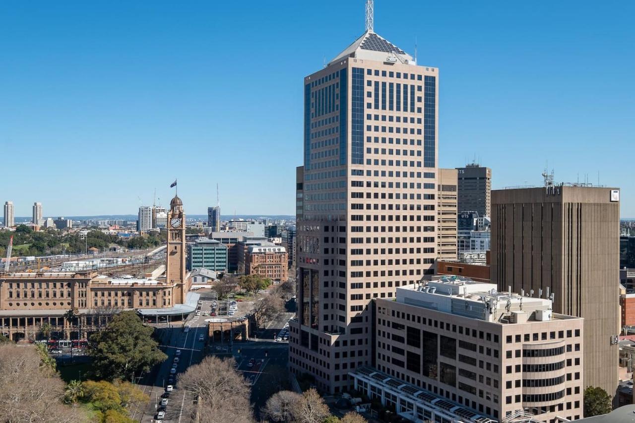 23 Storeys Up - Functional Cbd Sanctuary Sydney