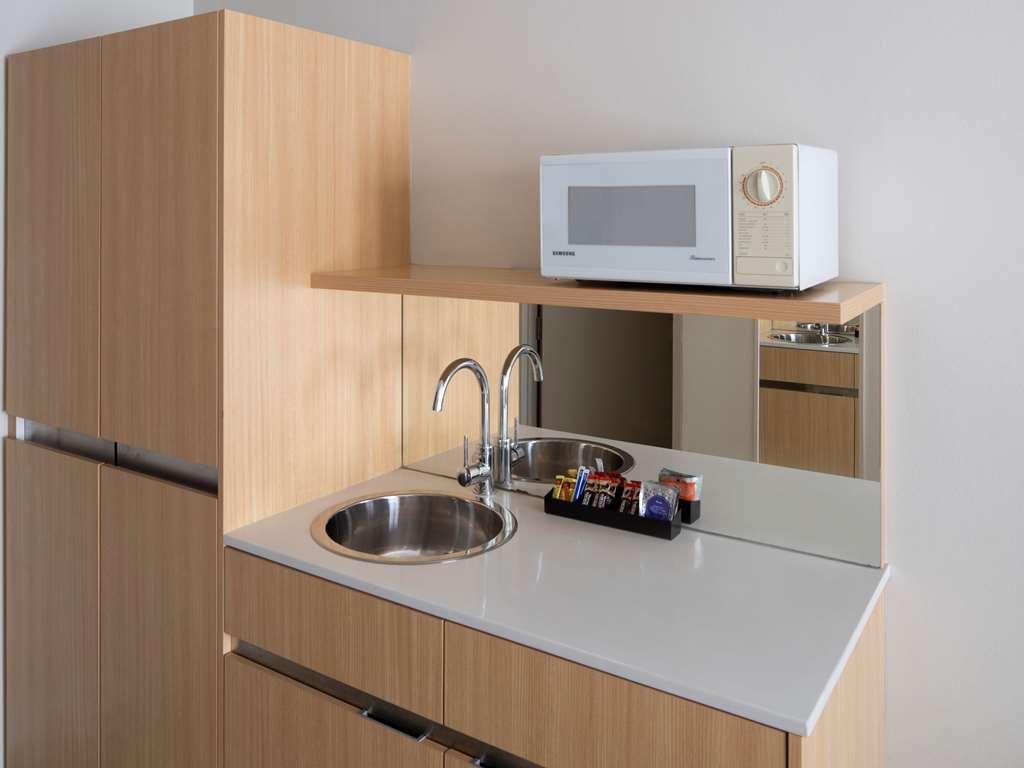 Mercure Manly Warringah Hotel