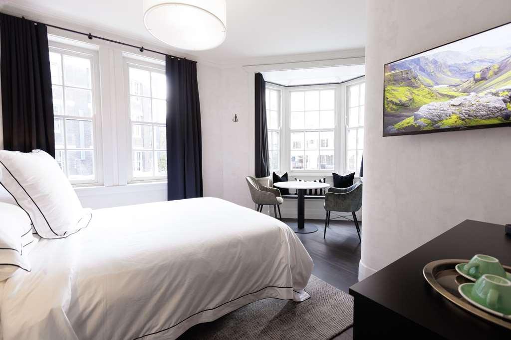 Hotel The