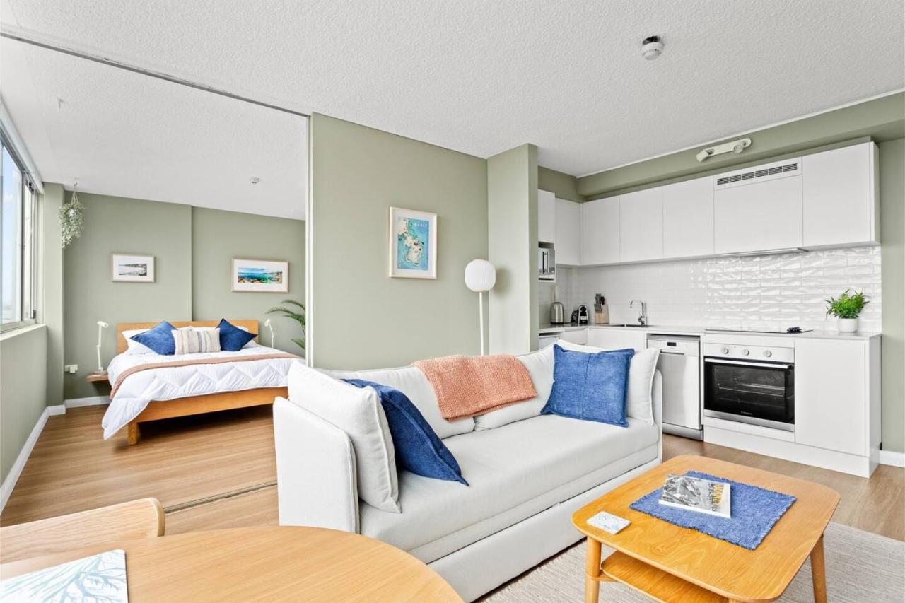 The Norfolk - A Bright Beachside Hideaway With Pool Holiday home Sydney