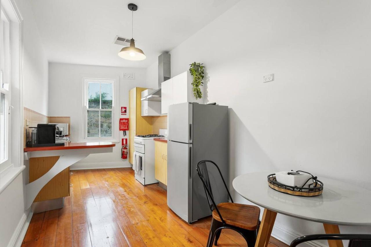 Eclectic Heritage Comfort With Terrace And Views *