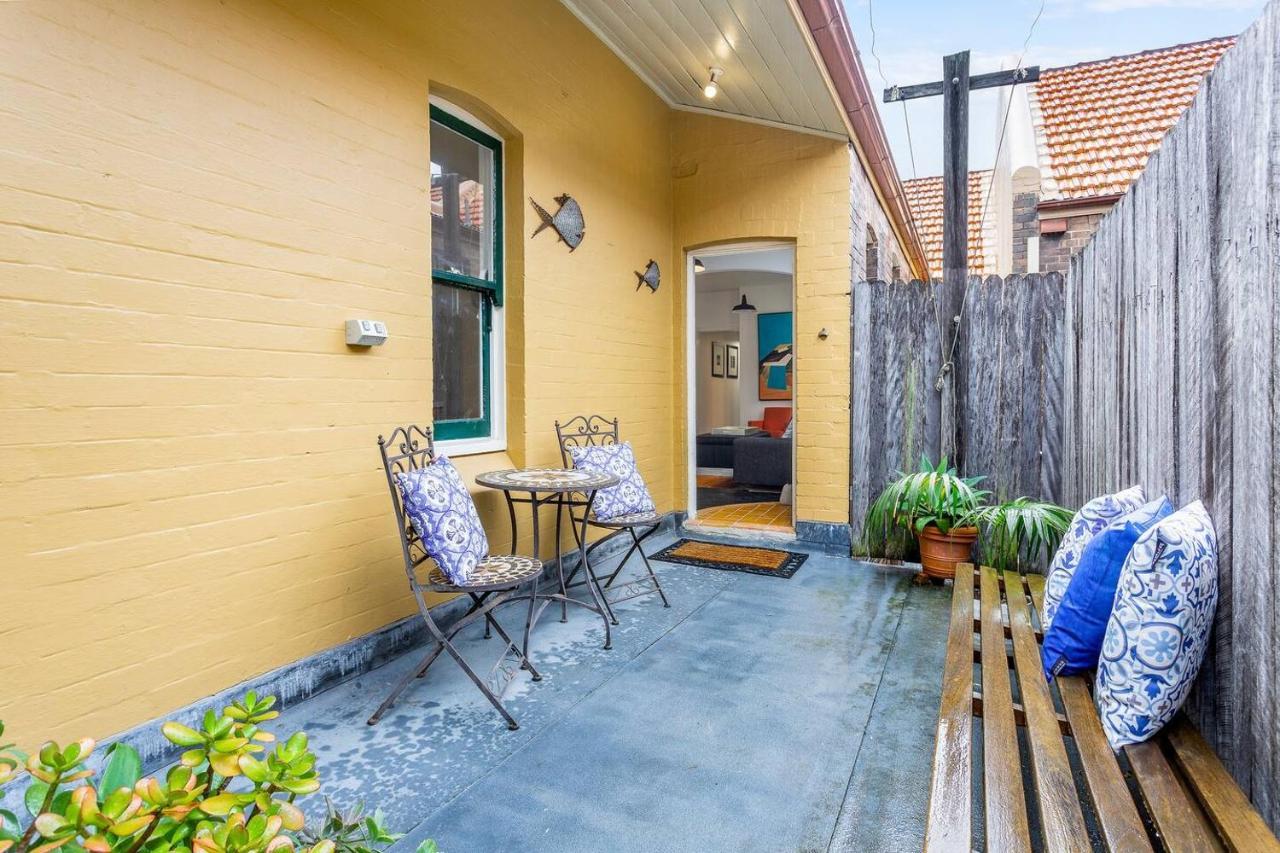 Eclectic Heritage Comfort With Terrace And Views Apartment Sydney