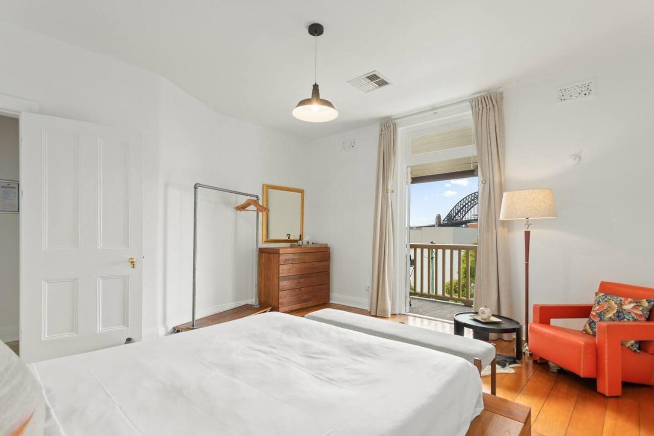 Eclectic Heritage Comfort With Terrace And Views Apartment
