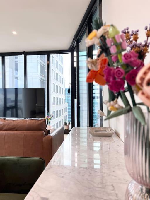 Apartment Cbd Luxury Furnished & Views Sydney
