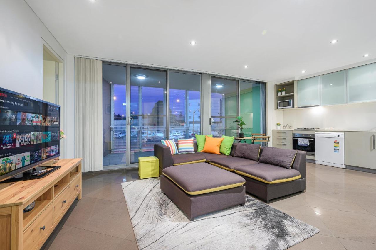 Strathfield Sweet 2br Near Train Stationshopping Apartment