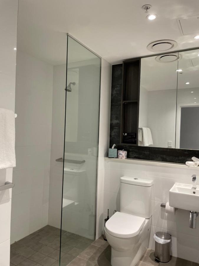 Chatswood Modern With Balcony Apartment Sydney