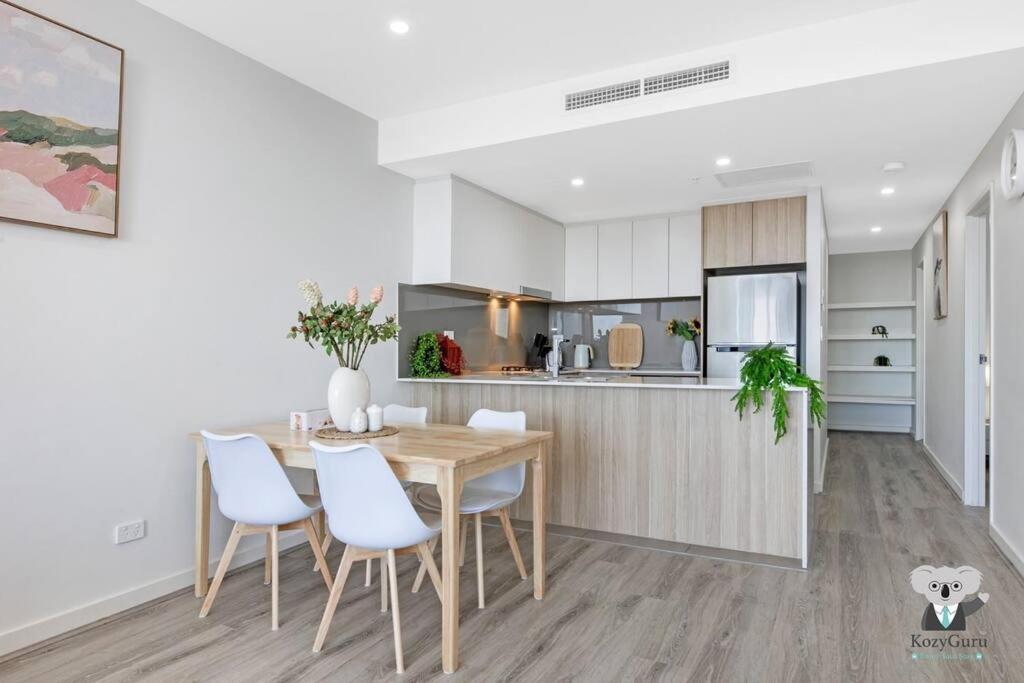 Parramatta 2 Bed With Parking Npa011-3101 Apartment