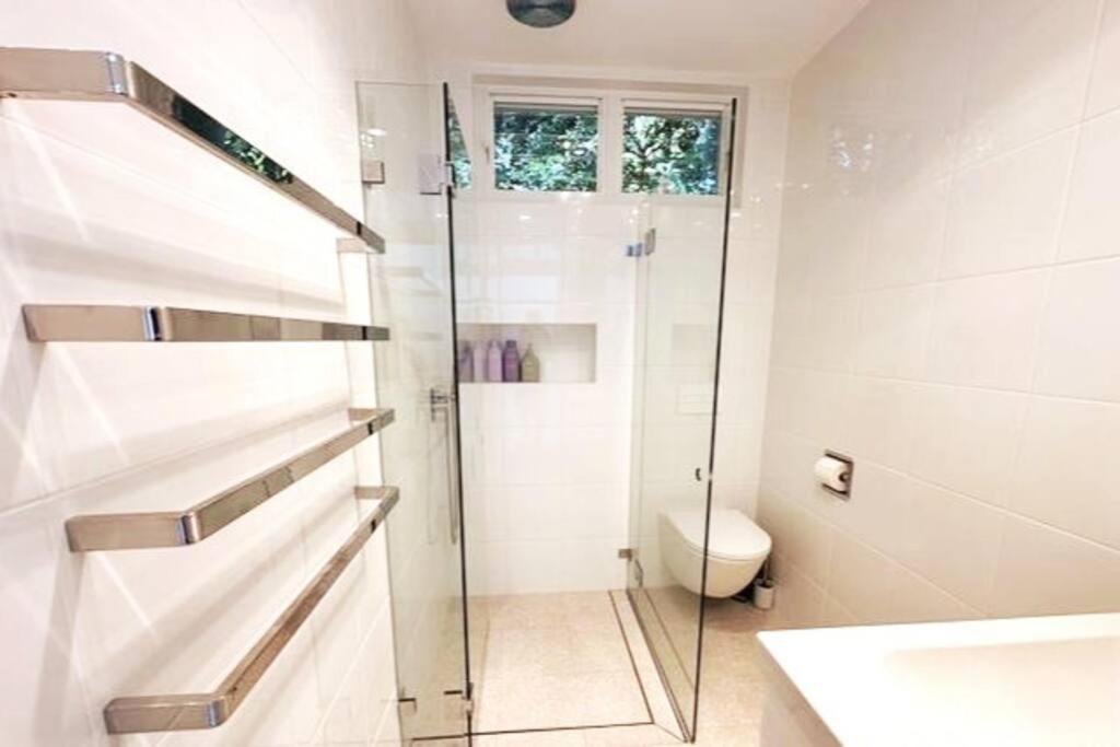 Holiday home Charming 3 Bedroom Artist House In Mosman Sydney